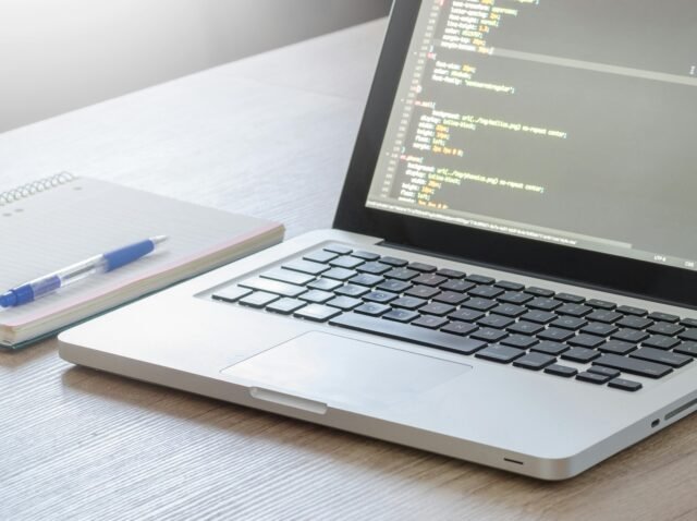 Average Game Developer Salary in California